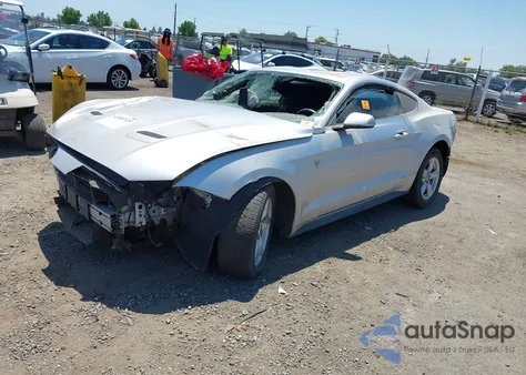 2018 Ford Mustang Ecoboost z USA, uszkodzony, nr VIN 1FA6P8TH3J5114753